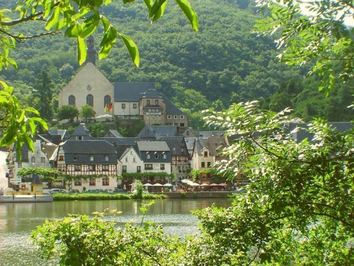 Hotel Gute Quelle Beilstein  Eksteriør billede