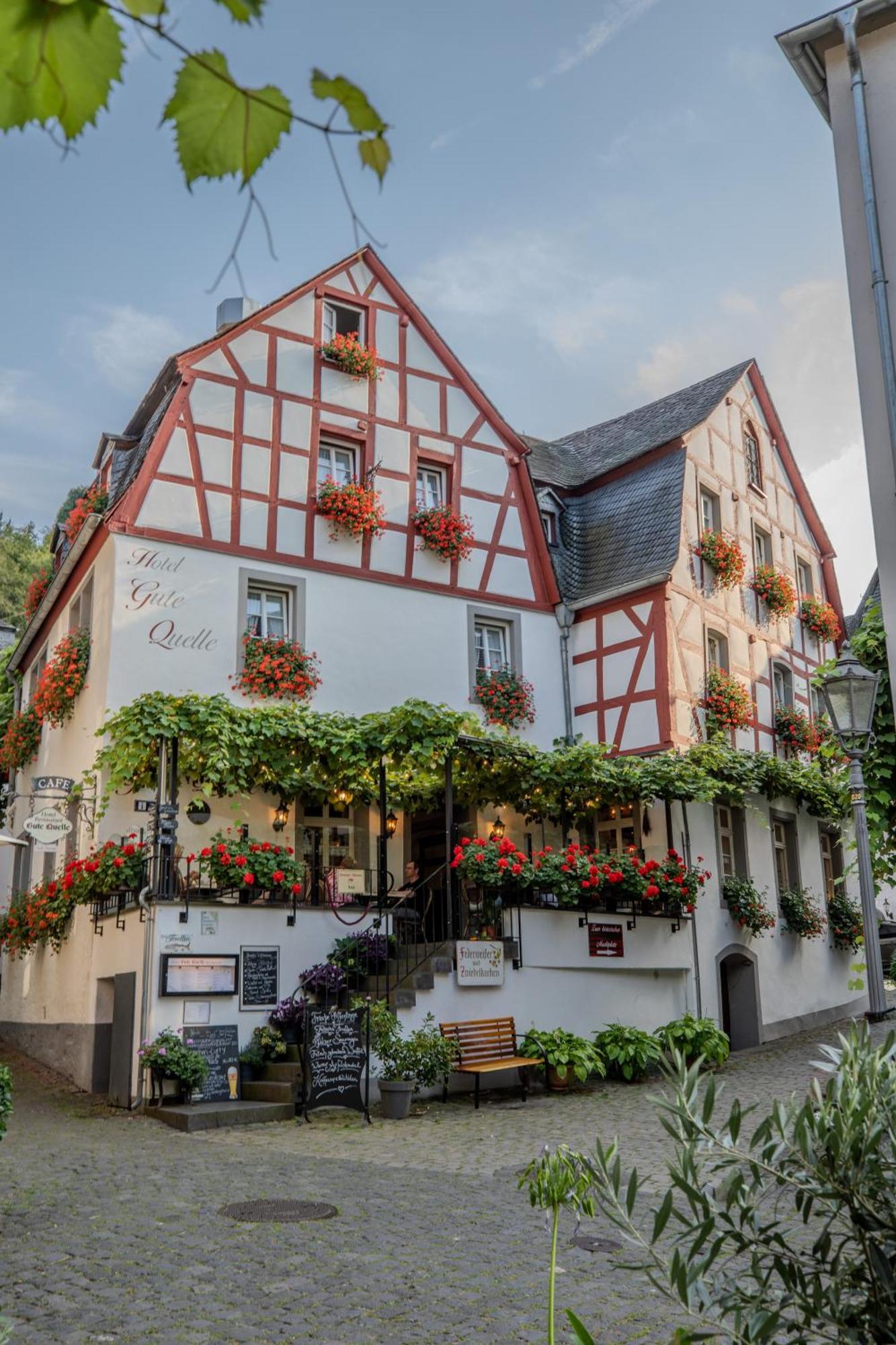 Hotel Gute Quelle Beilstein  Eksteriør billede